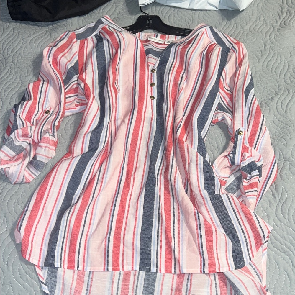 Kim Rogers Striped button up. Size Medium